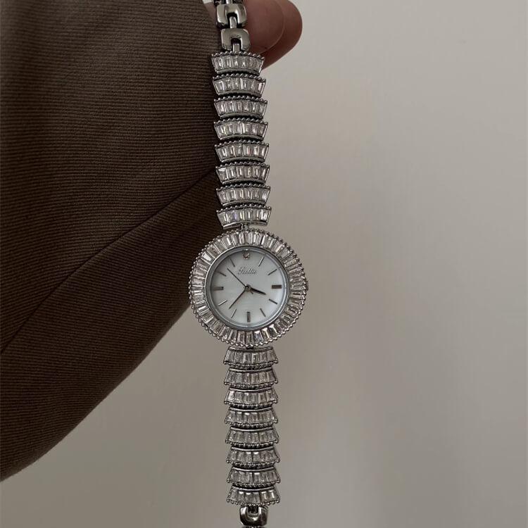 Dainty Rhinestones Silver Round Bracelet Ladies Watch