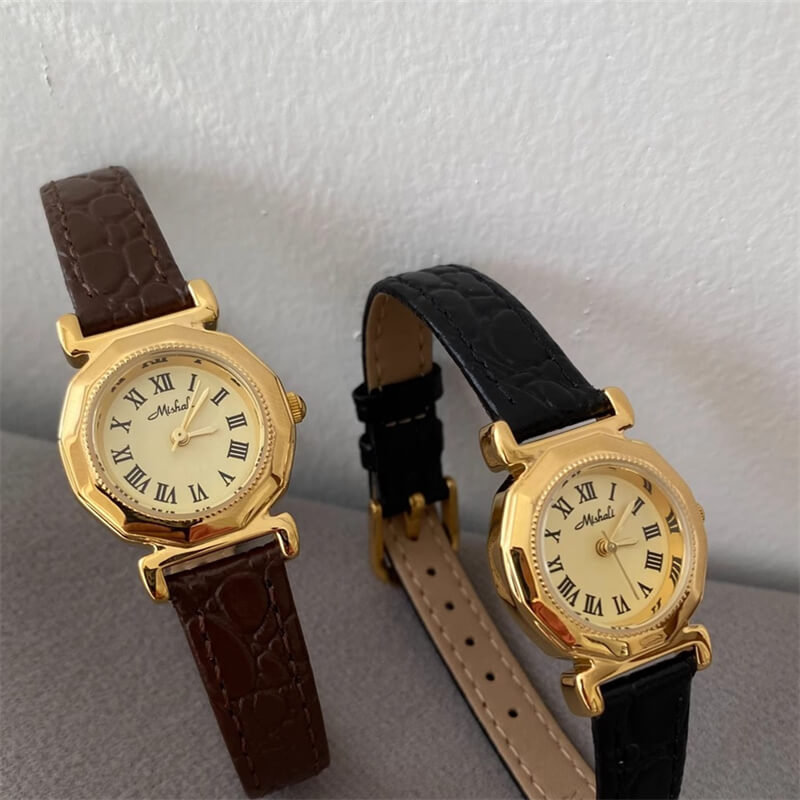 Stylish Roman Brown/Black Round Leather Watch