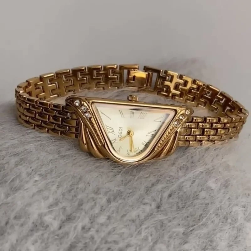 Harp-Inspired Crystal Accents Ladies Watch Vintage Style Gold Bracelet Watch for Women