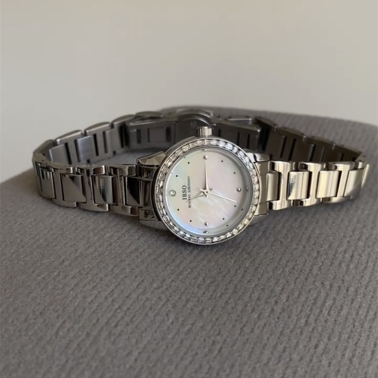 Dainty Silver Round Mother of Pearl Watch
