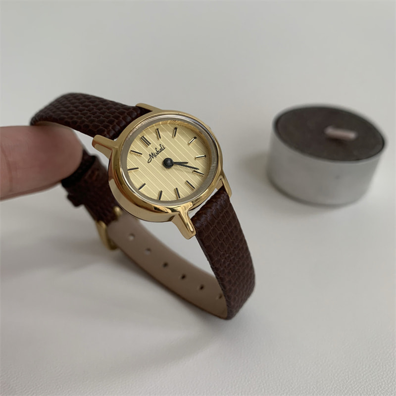 Dainty Black Gold Face Round Leather Watch for Women