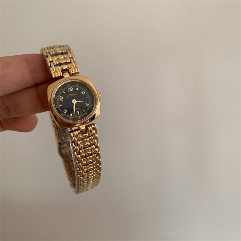 Vintage Style Green Face Gold Bracelet Watch for Women