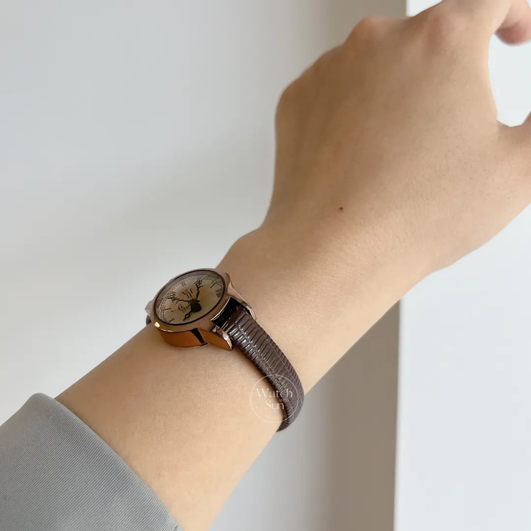 Vintage Style Small Round Face Genuine Leather Watch for Women