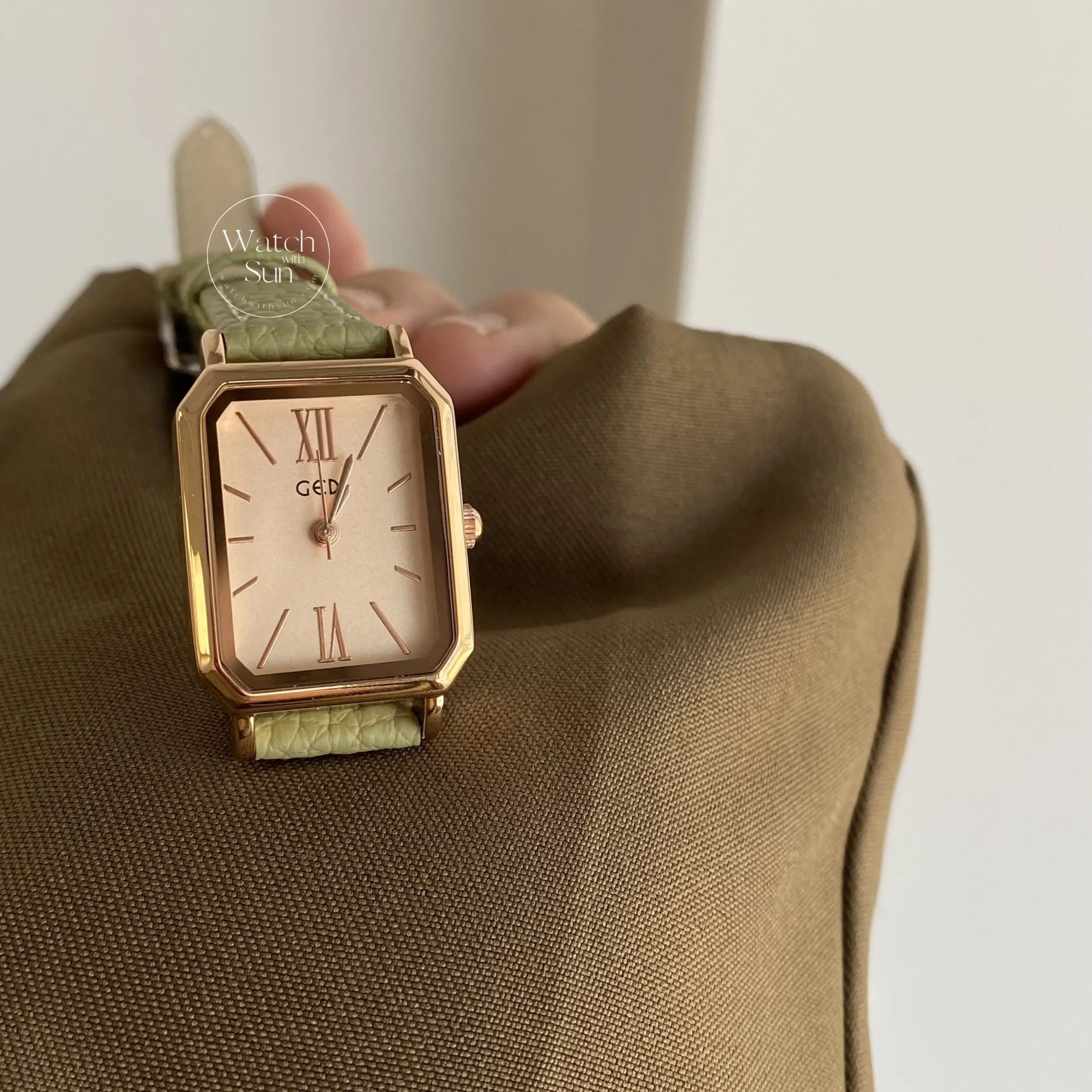 Minimalist Style Blue/Green Rectangle Leather Watch