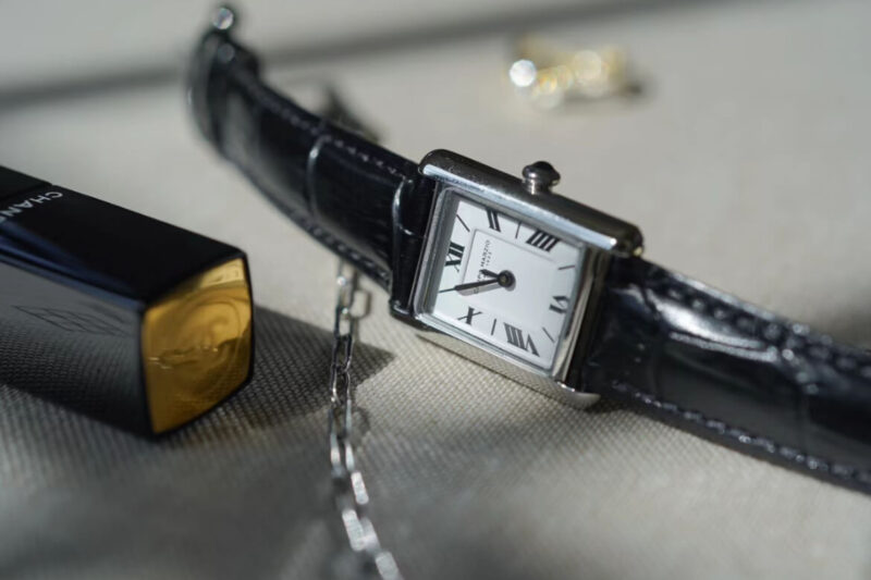 Are small ladies watches back in style? - WatchwithSun-Dainty & Chic ...