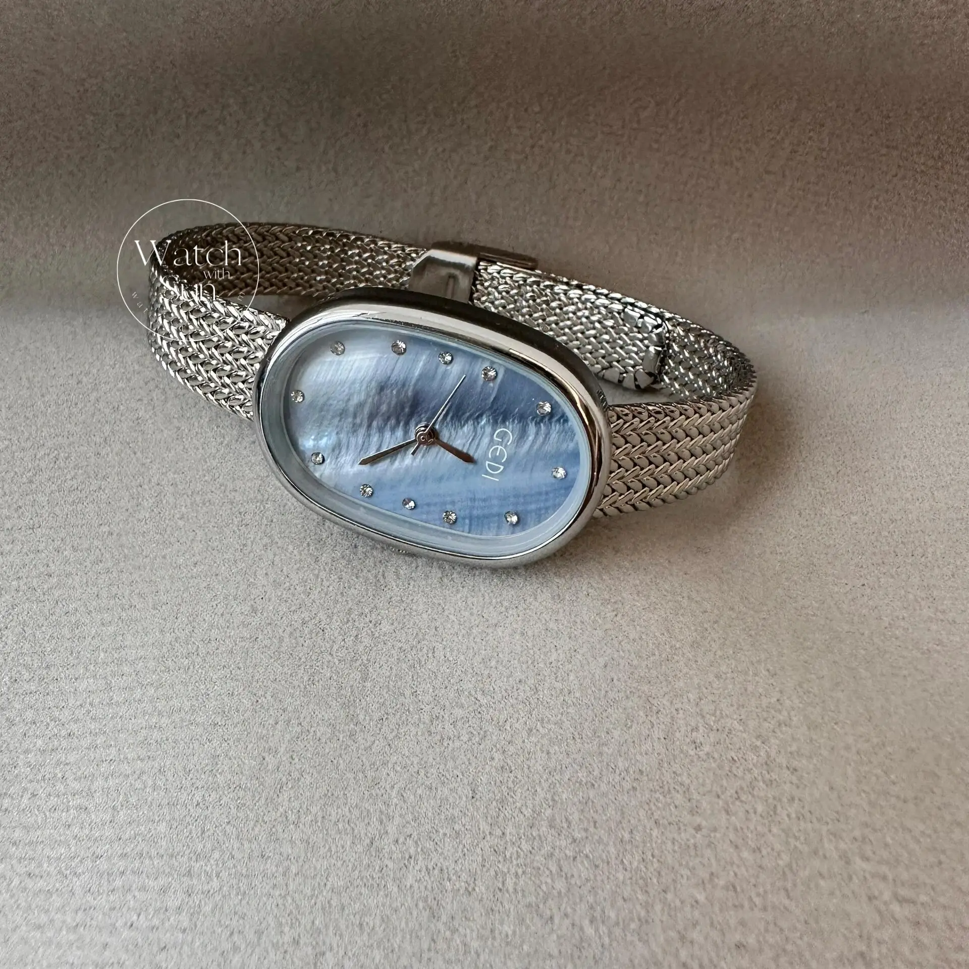 Classic Gold/Silver Oval Disc Bracelet Ladies Watch