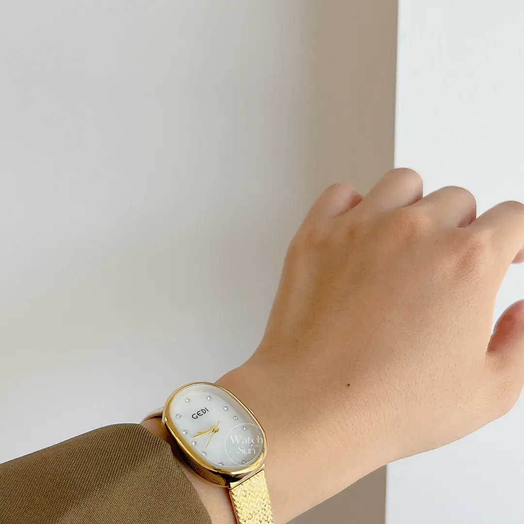 Classic Gold/Silver Oval Disc Bracelet Ladies Watch