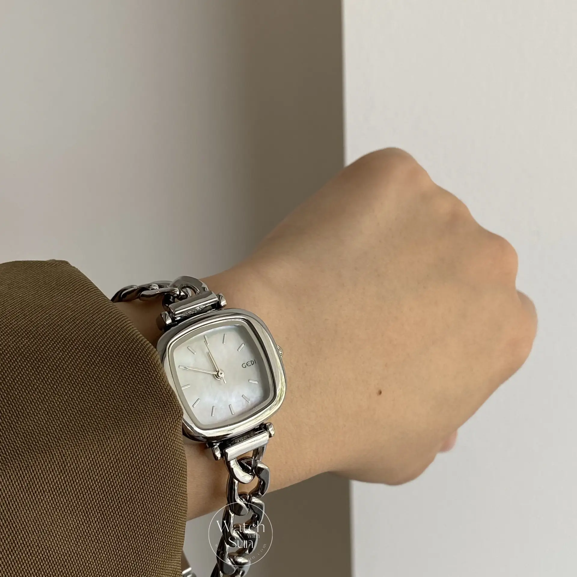 Chic Style Silver Square Mother of Pearl Bracelet Watch