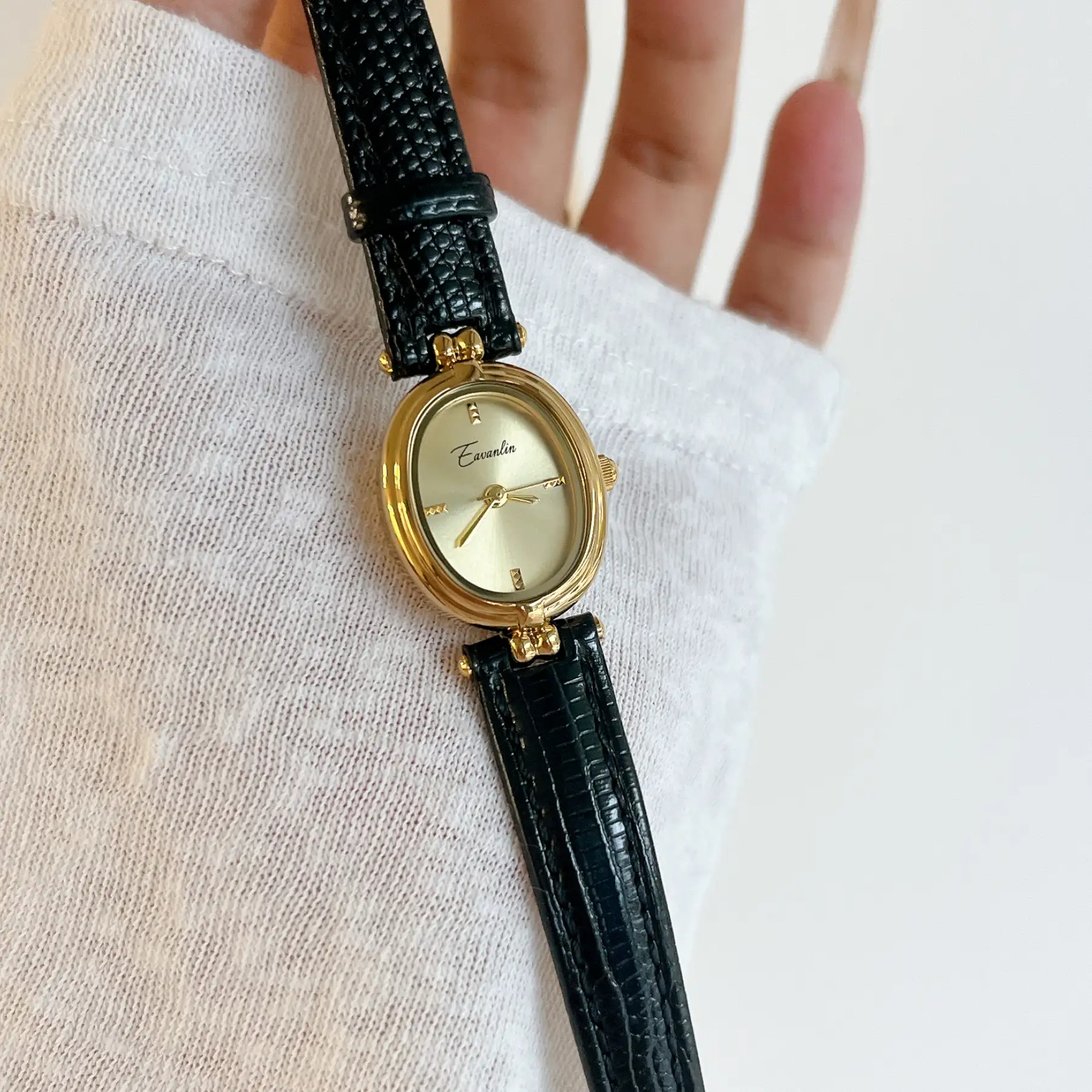 Vintage Style Brown/Black Oval Leather Watch for Women