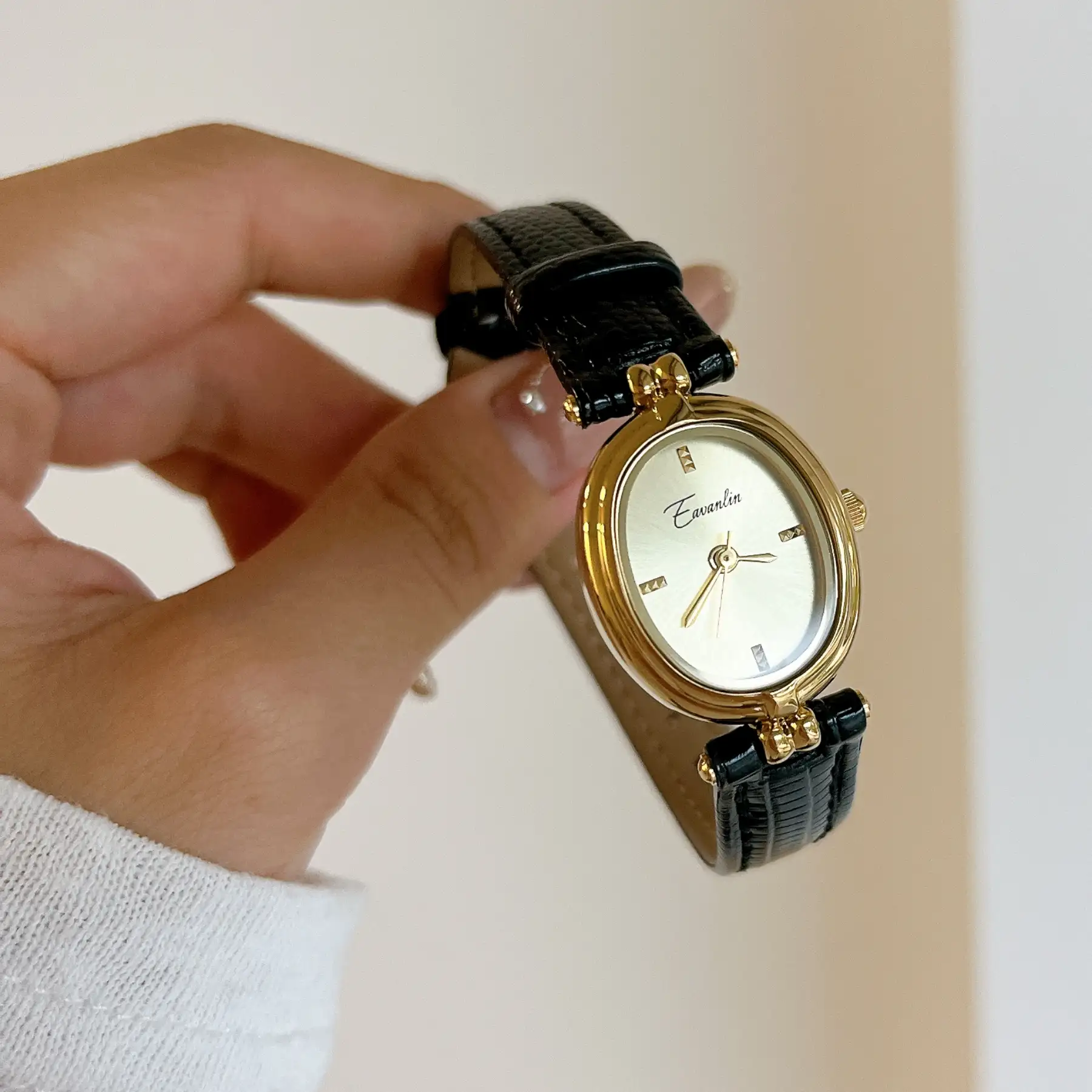 Vintage Style Brown/Black Oval Leather Watch for Women