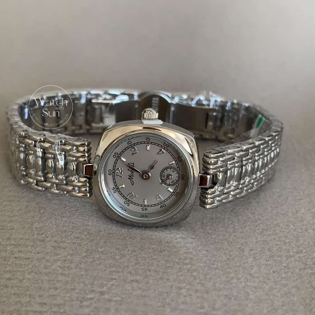 Vintage Style Square Face Gold/Silver Bracelet Watch for Women