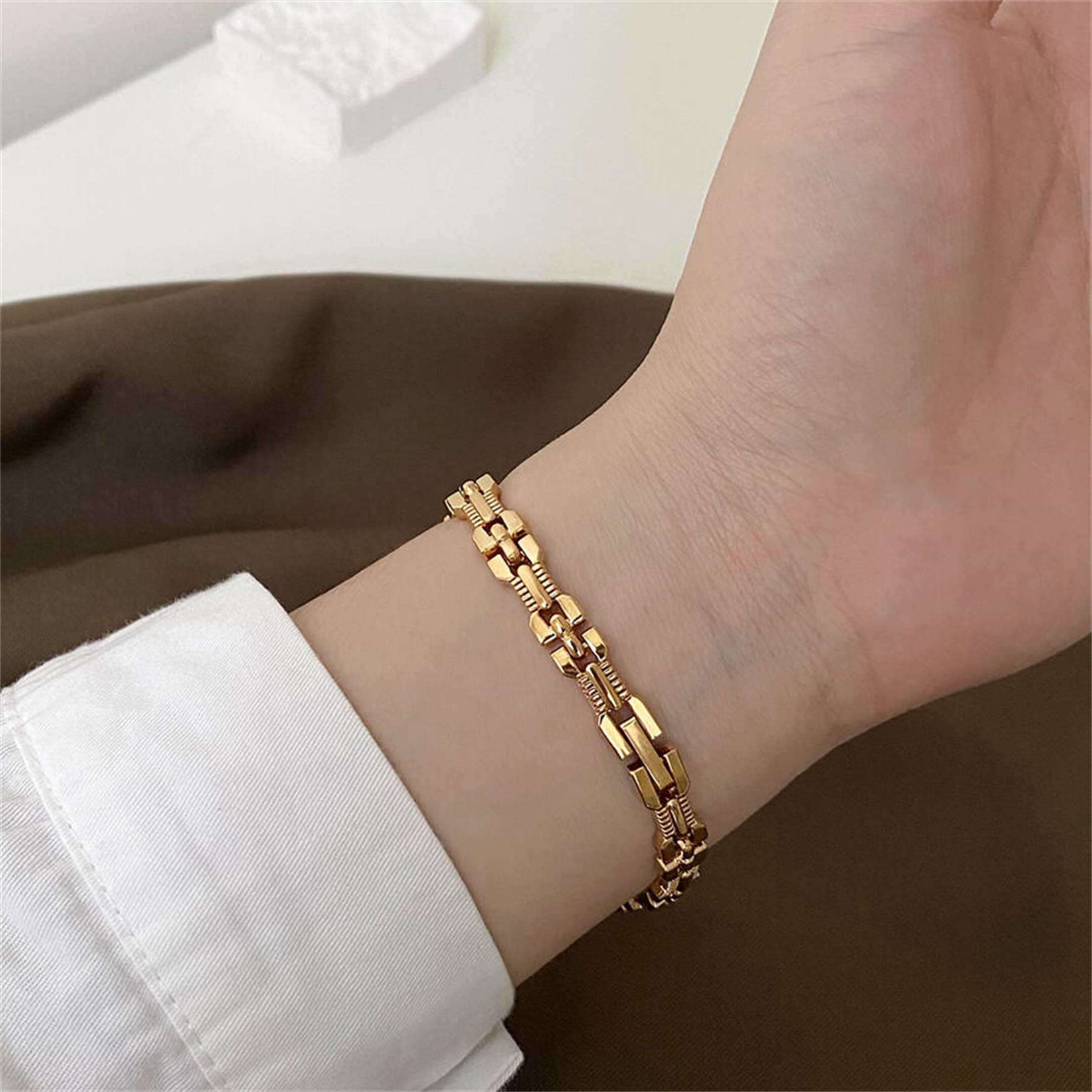 Chic Beige Oval Face Bracelet Watch