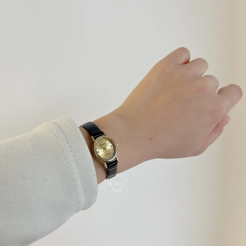 Minimalist Style Black/Brown Small Face Leather Watch