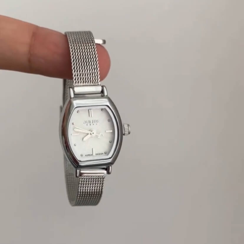 Womens Vintage Gold/Silver Small Watch