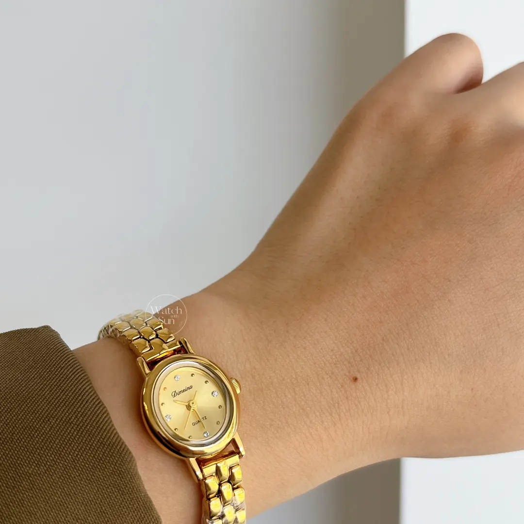 Dainty Gold Round Stainless Steel Small Face Watch