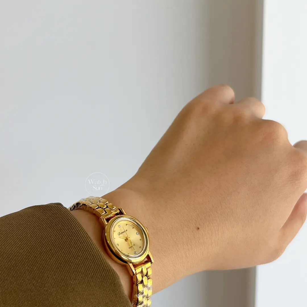 Dainty Gold Round Stainless Steel Small Face Watch