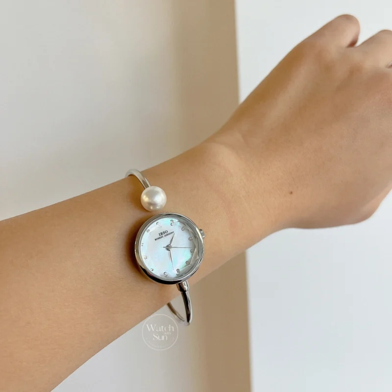 Chic Style White Round Mother of Pearl Bracelet Watch