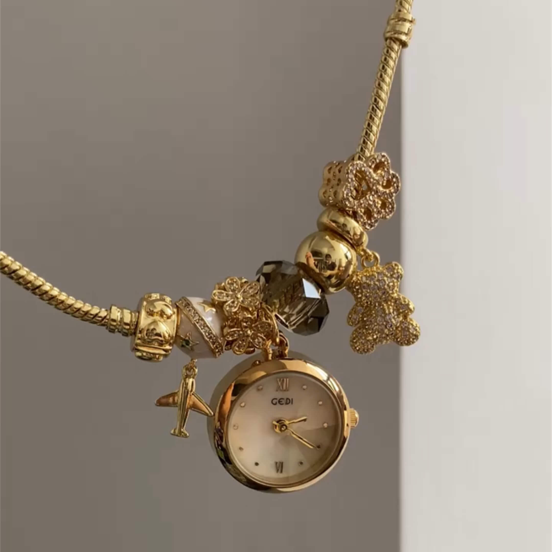 Bracelet charm watch for ladies