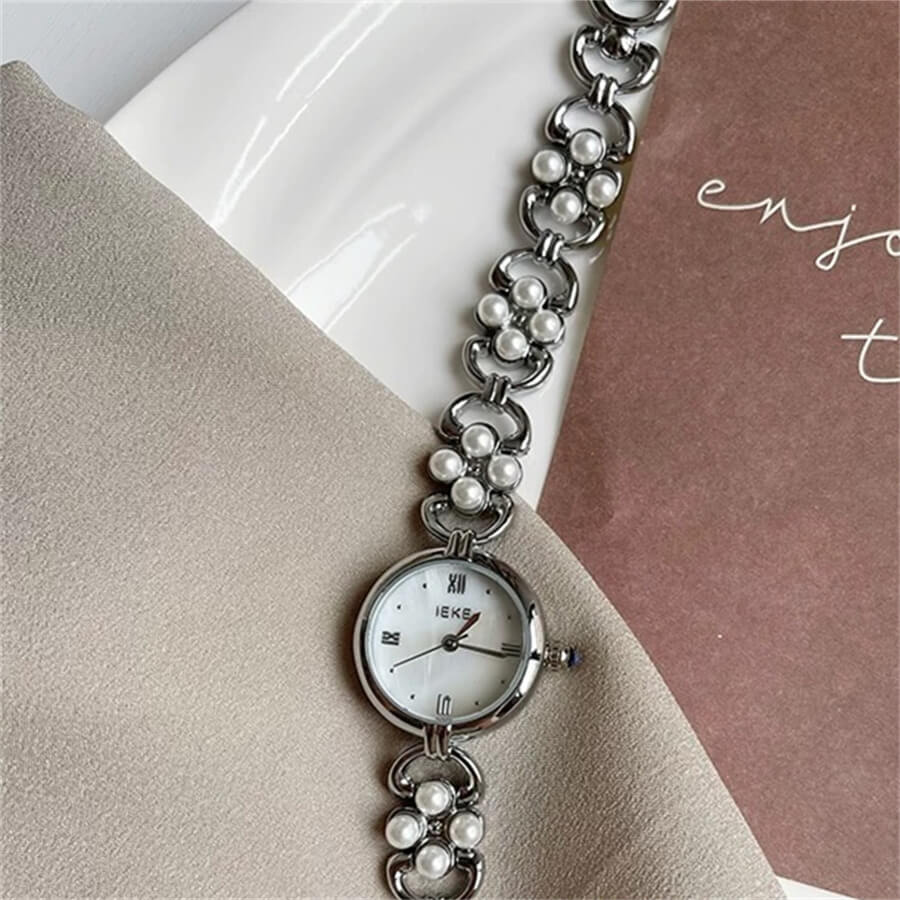 Round Face Chic Pearl Bracelet Watch