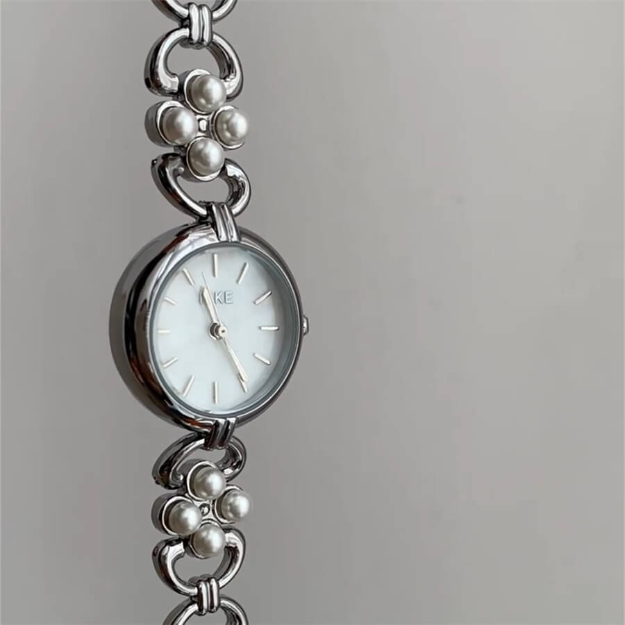 Round Face Chic Pearl Bracelet Watch