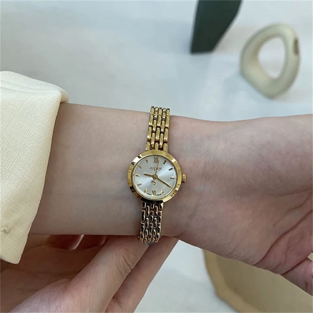 Vintage Style Round Face Gold Watch