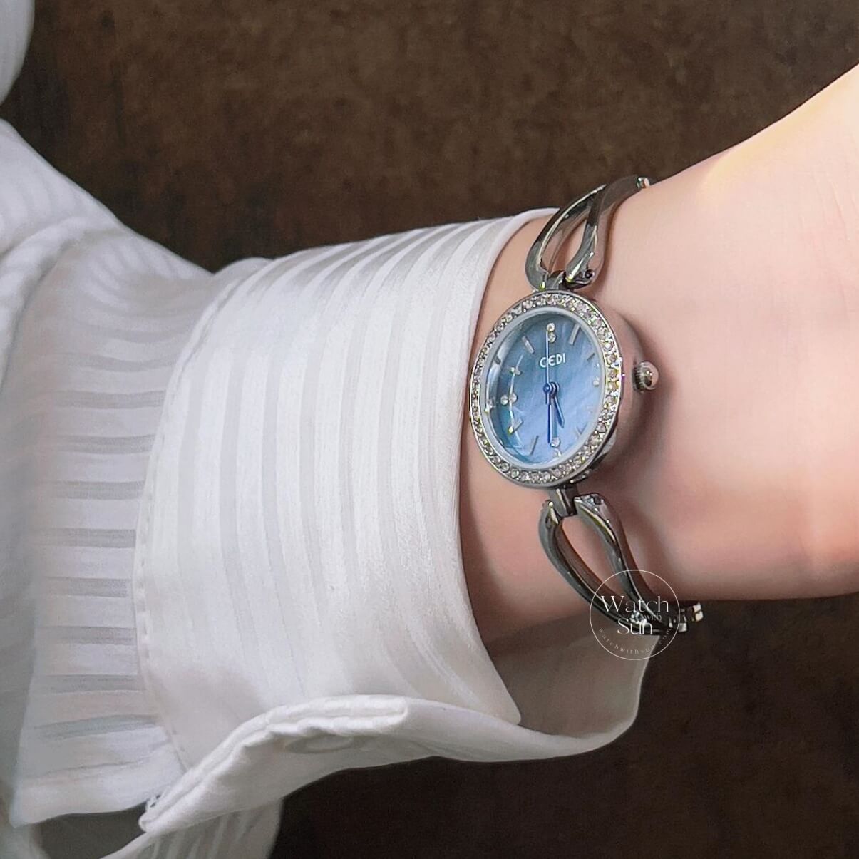 Round Blue Face Silver Bracelet Watch