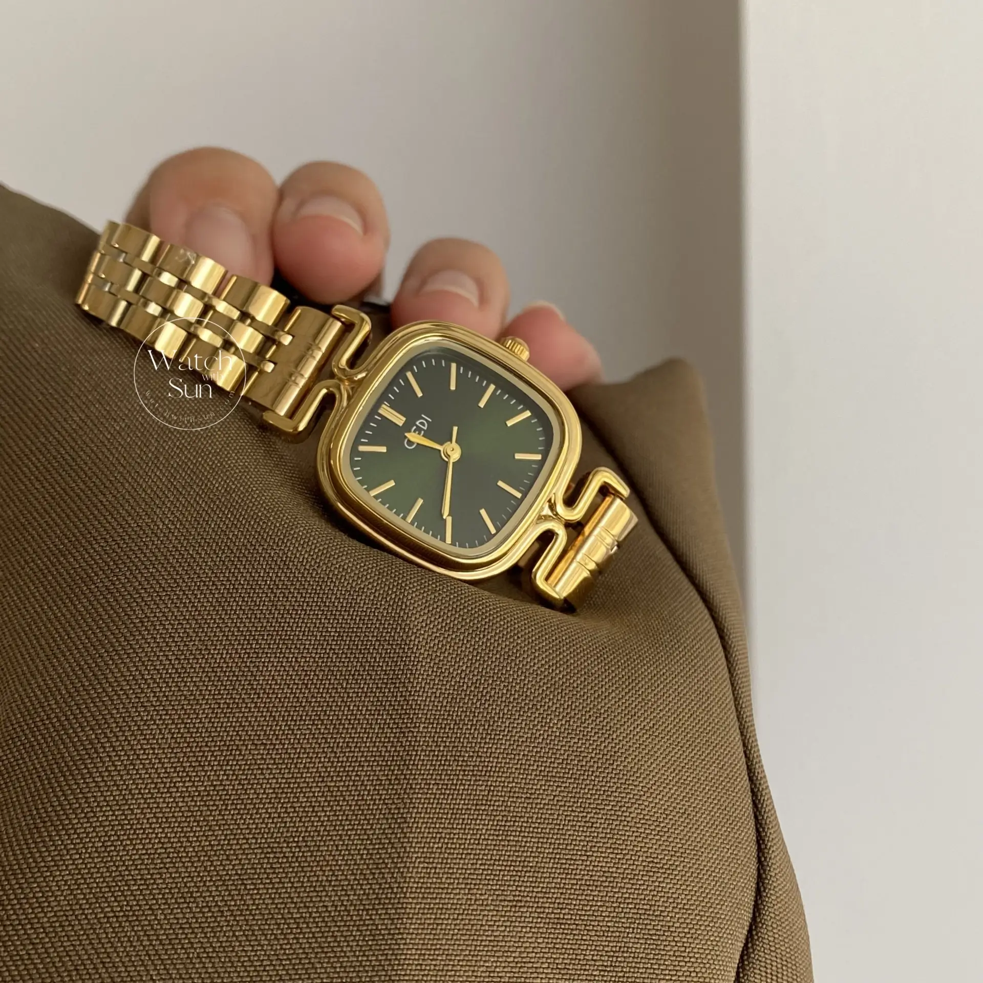 WatchwithSun Chic Square Emerald Green Dial Bracelet Watch