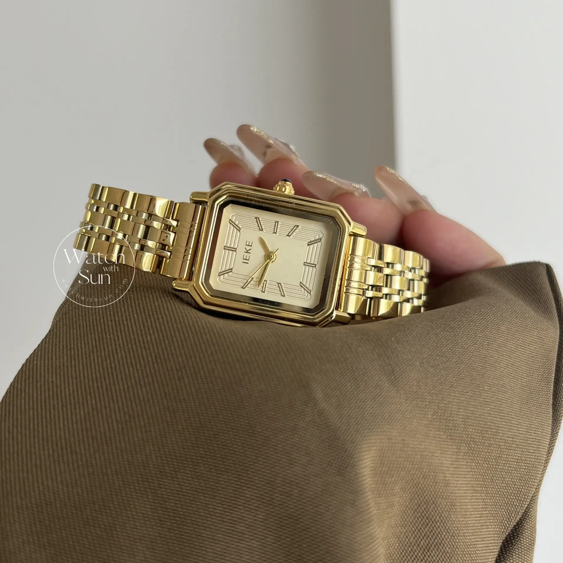 Vintage Style Square Face Gold/Silver Bracelet Watch