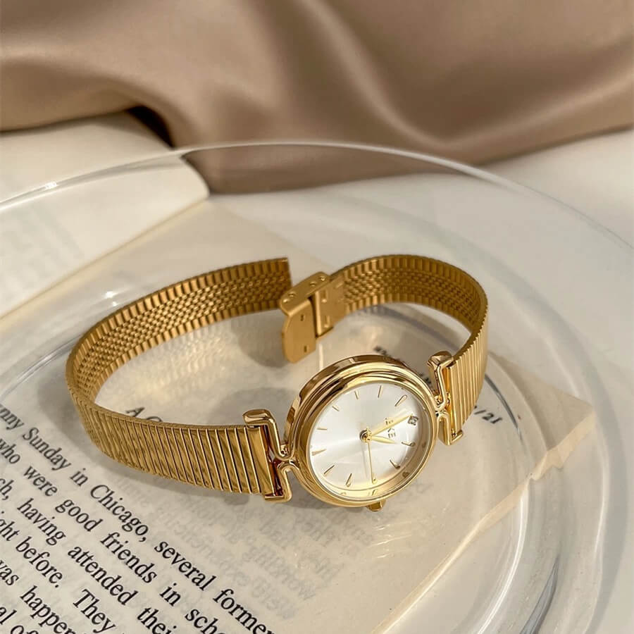 Dainty Round Face Golden Bracelet Watch