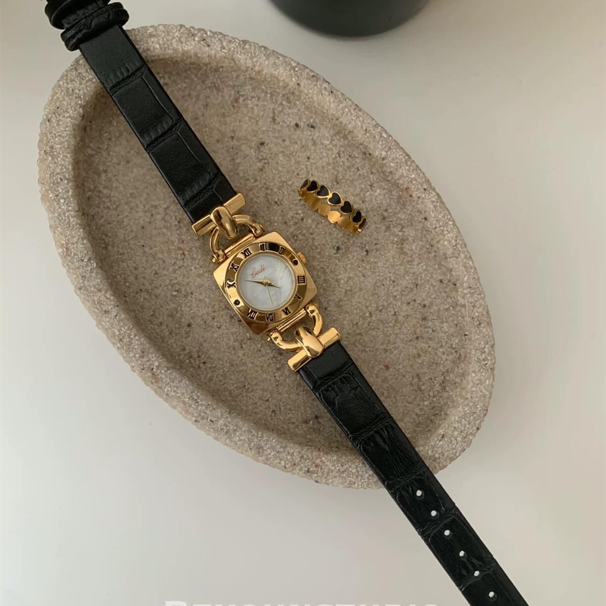 Chic Style Black/Brown Round Samll Face Leather Watch