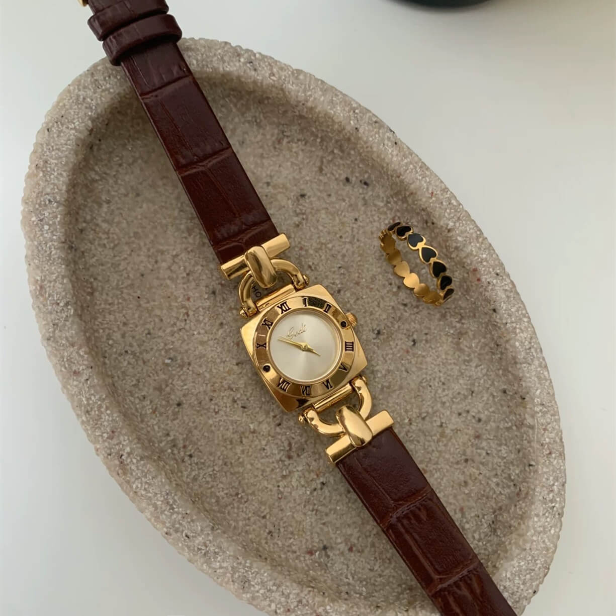 Chic Style Black/Brown Round Samll Face Leather Watch