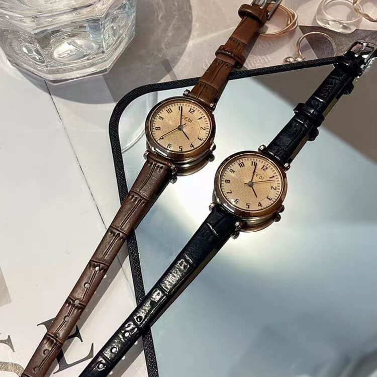 Classic Brown/Black Round Leather Wristwatch