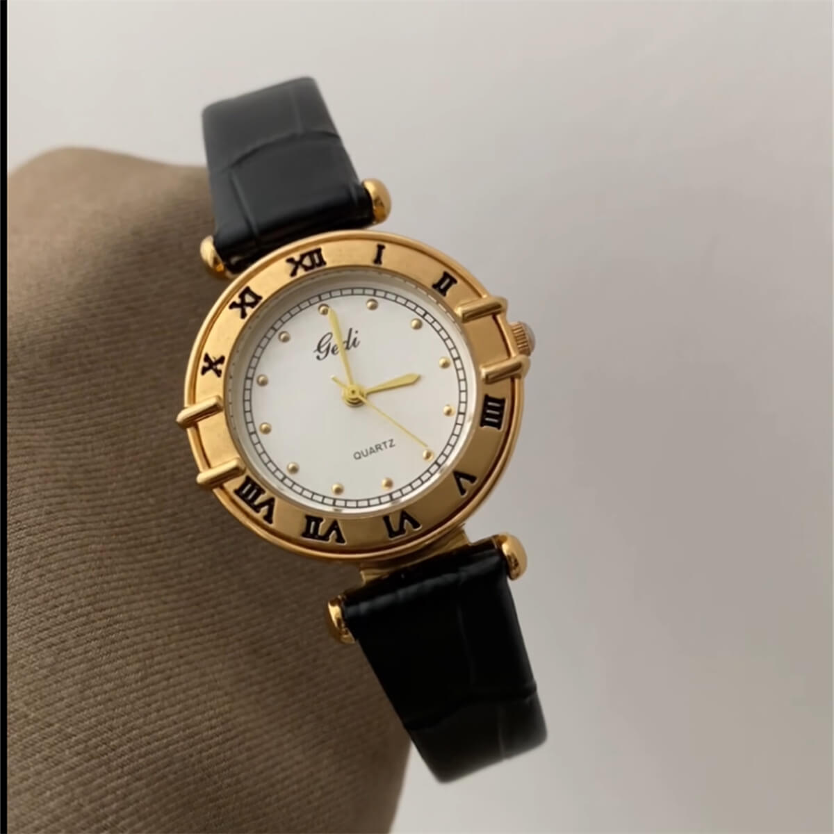 Vintage Style Brown/Black Leather Round Gold Face Watch