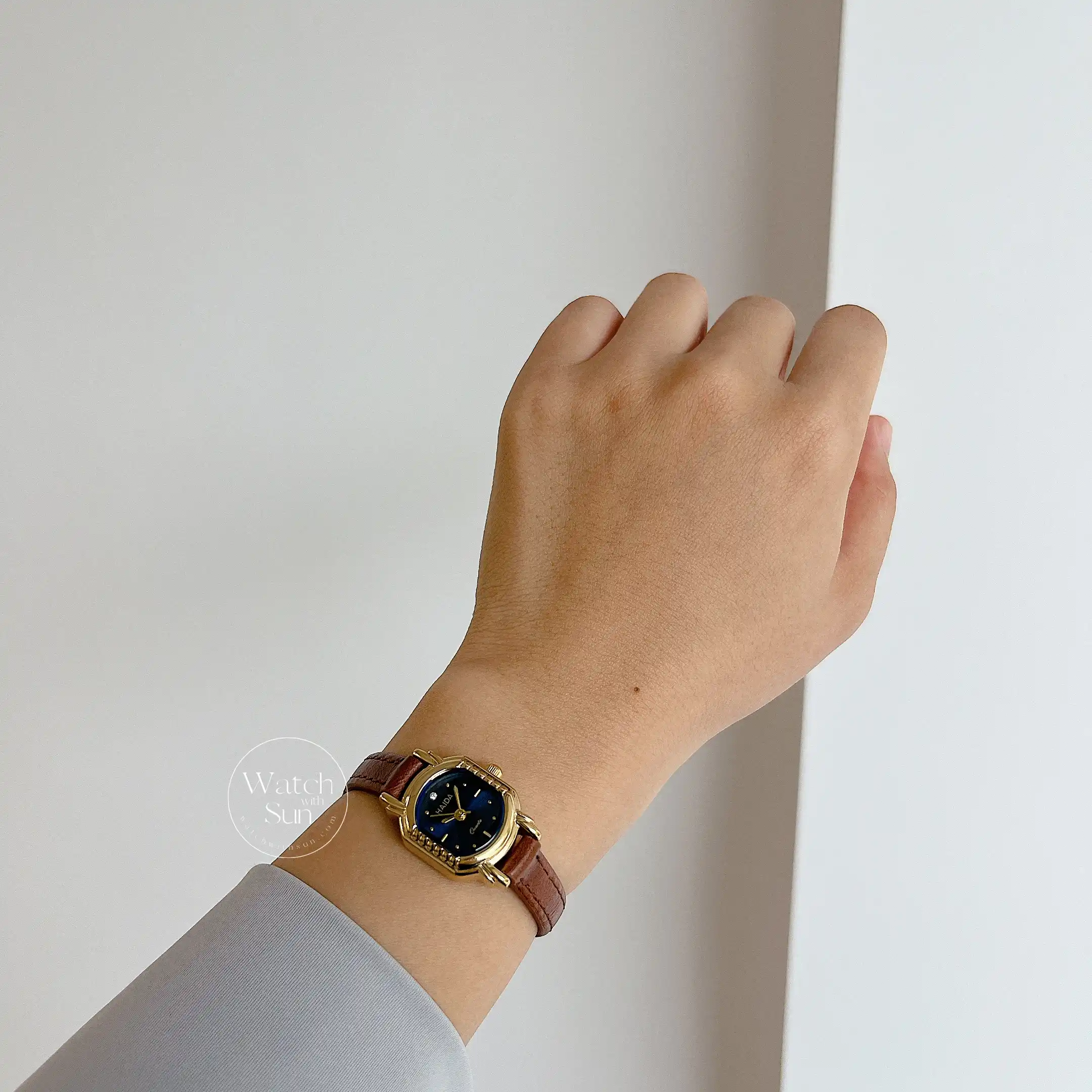 Vintage Small Face Watch for Women