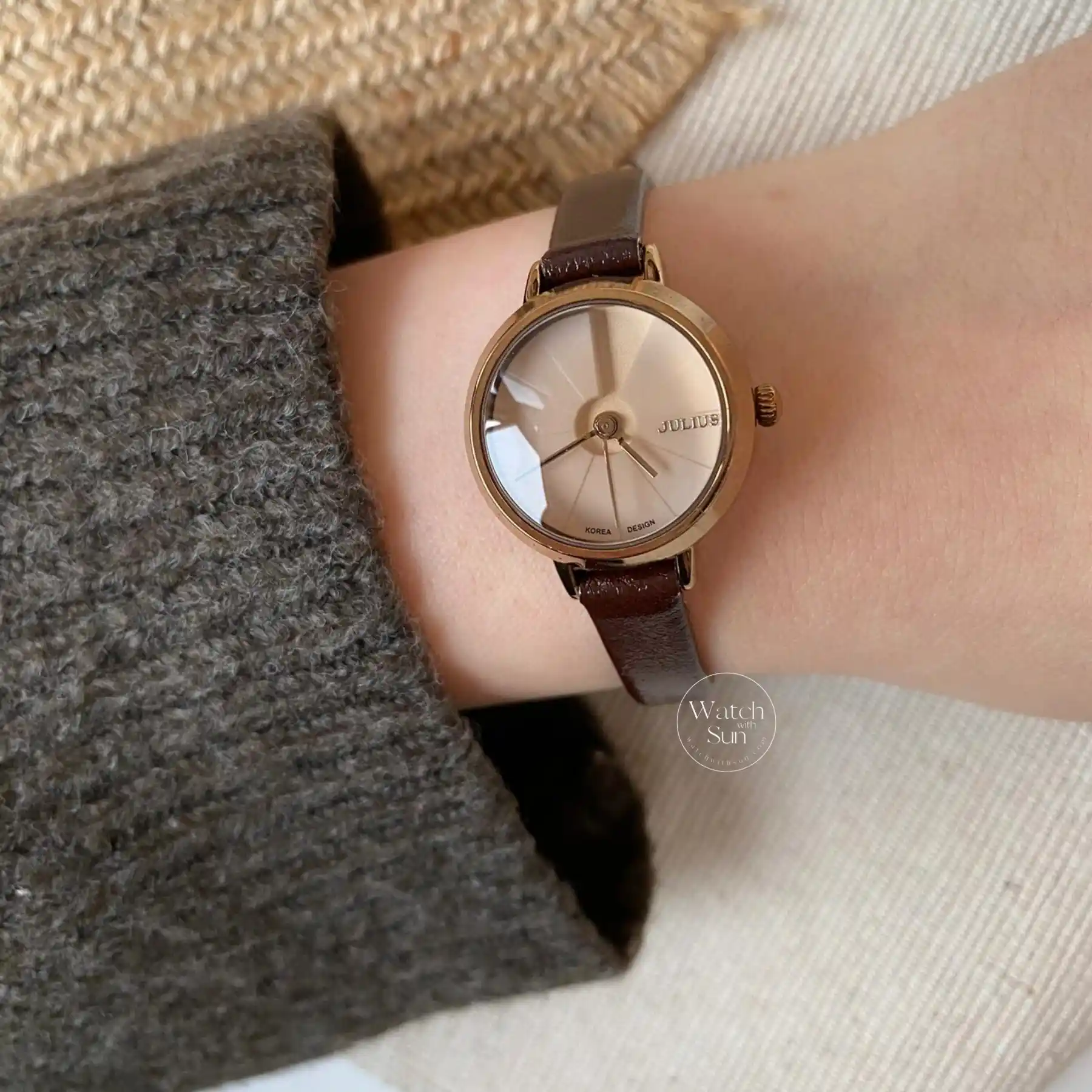 Minimalist Style Brown Round Leather Watch for Women