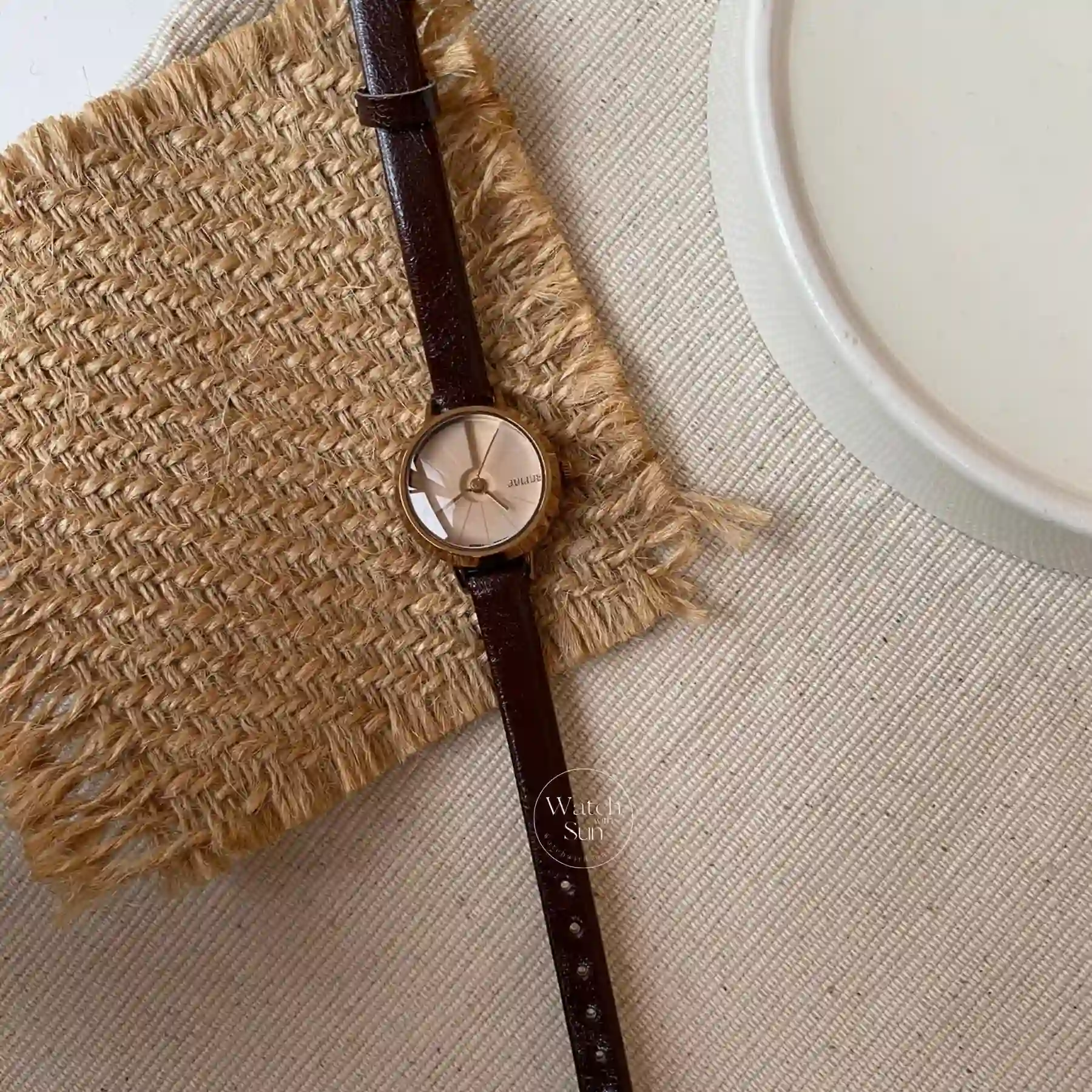 Minimalist Style Brown Round Leather Watch for Women