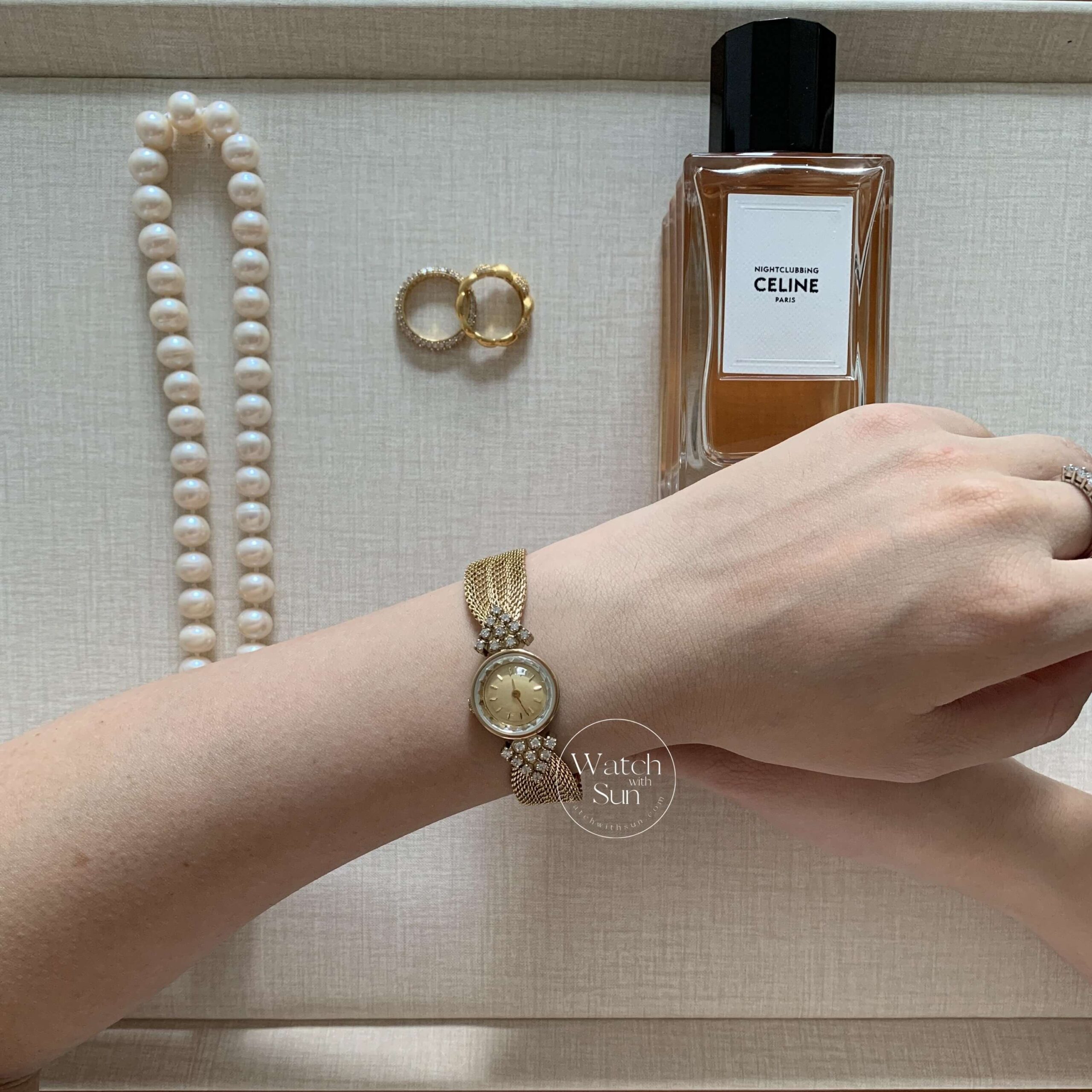 Round Face Gold Stainless Steel watch