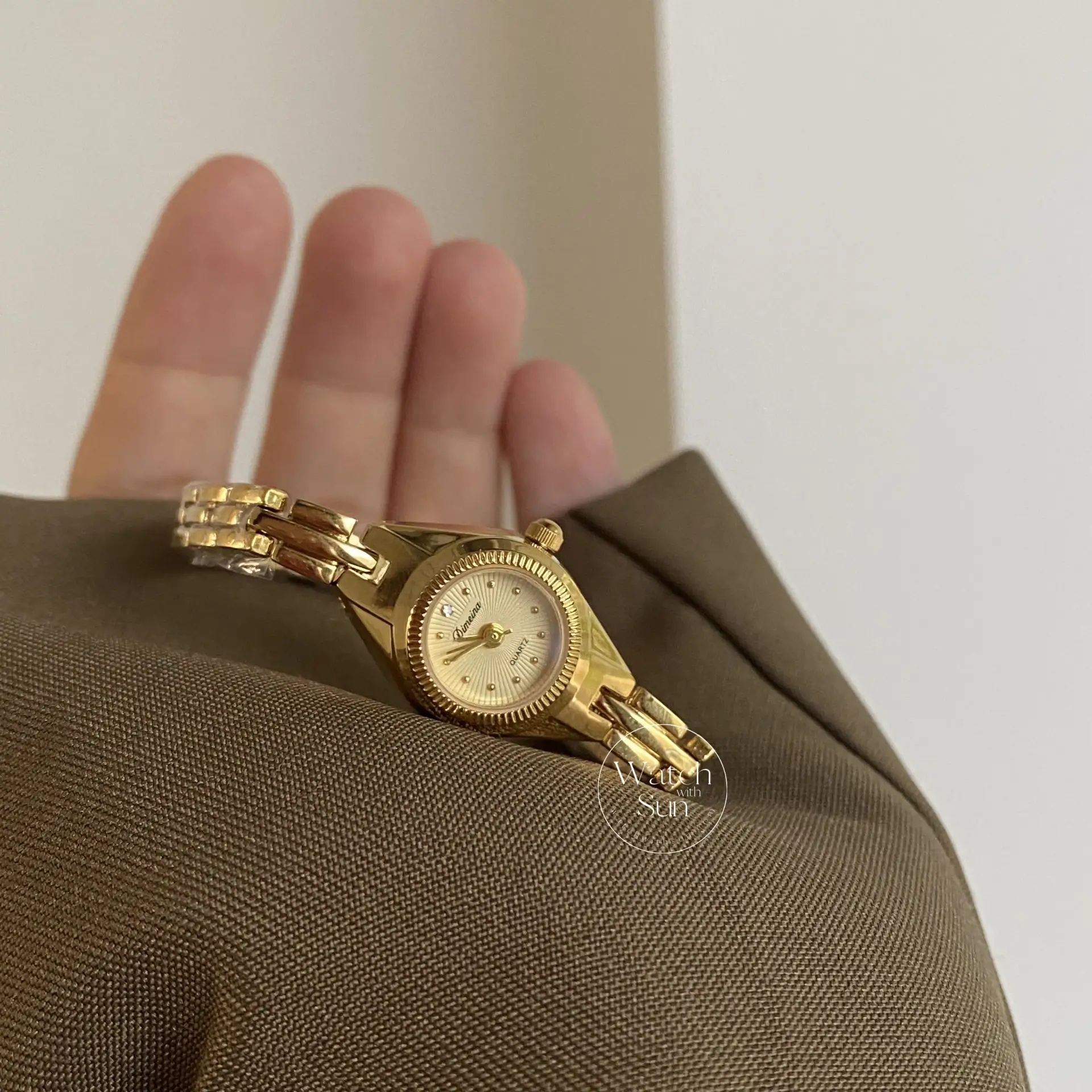 Chic Style Gold/Silver Round Stainless Steel Watch