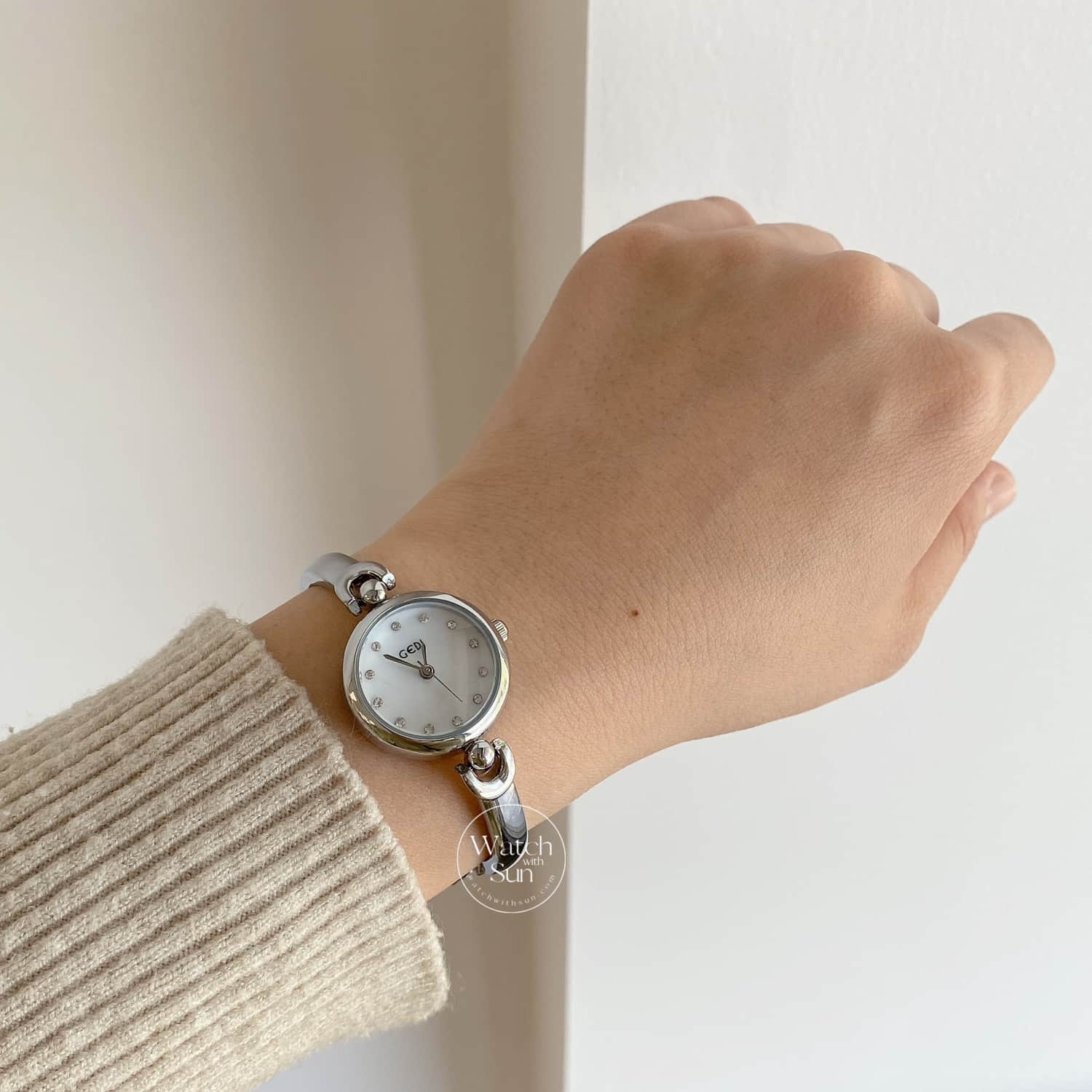 Chic Style Silver Round Stainless Steel Bracelet Watch