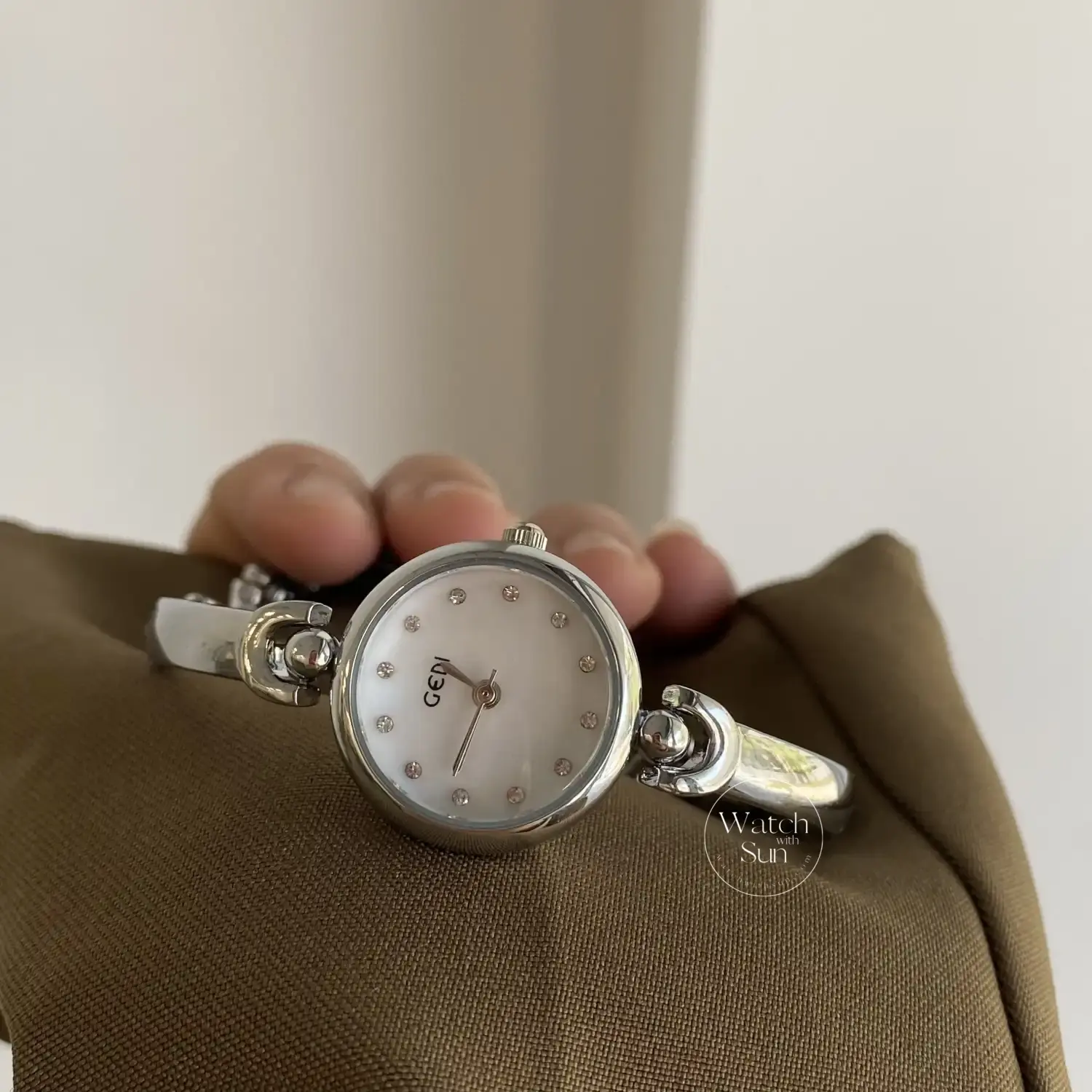 Chic Style Silver Round Stainless Steel Bracelet Watch