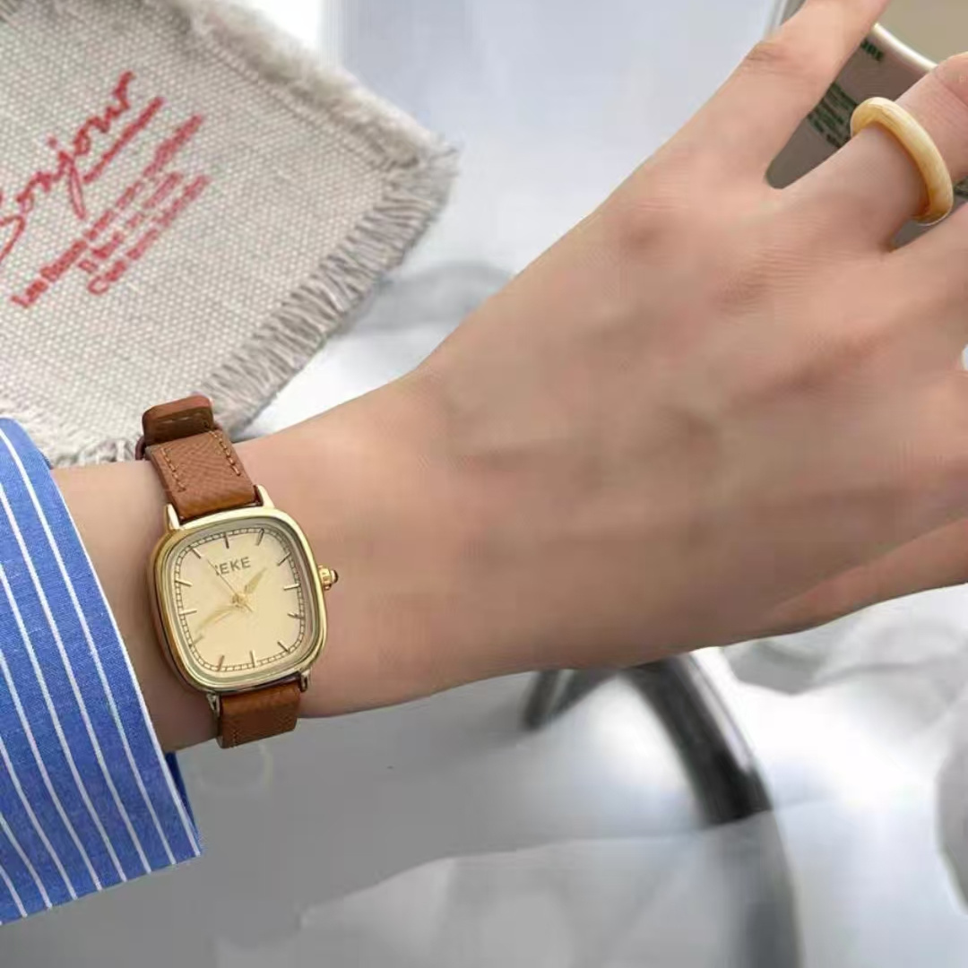 Vintage Style Brown-Gold Square Leather Watch for Women