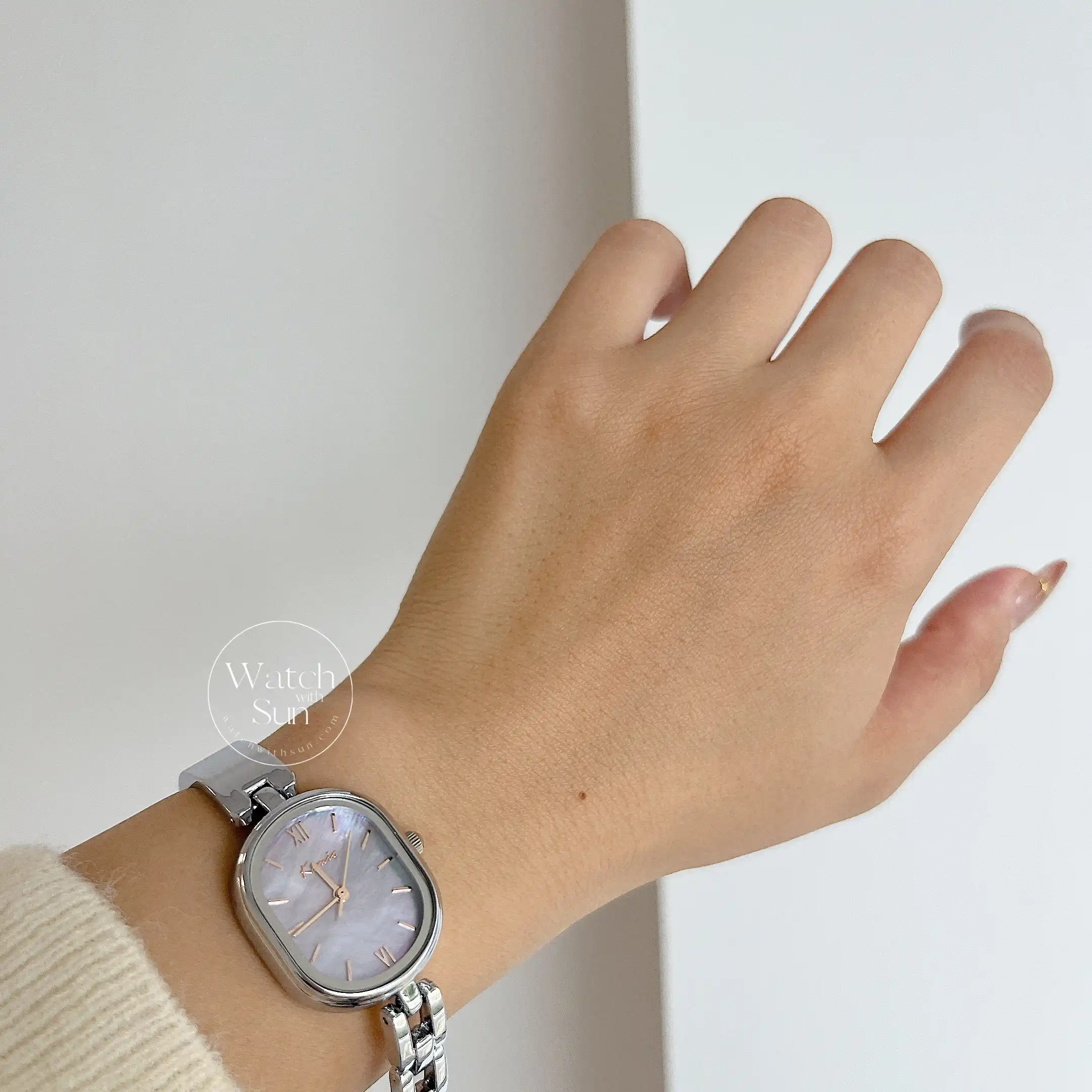 Chic Purple Mother of Pearl Face Bracelet Watch