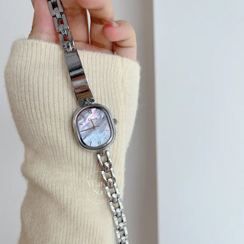 Chic Purple Mother of Pearl Face Bracelet Watch