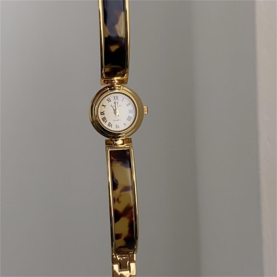 Vintage Style Small Round White Face Bracelet Women's Watch