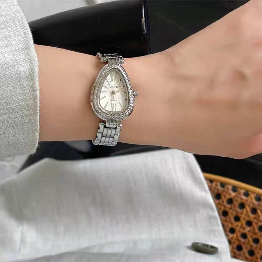 Vintage Style Gold/Silver Snake Head Shape Stainless Steel Watch