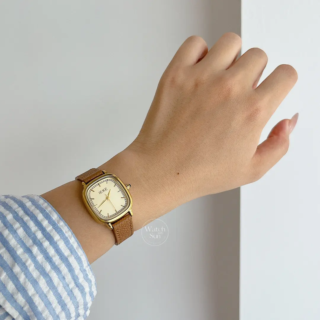 Vintage Style Brown-Gold Square Leather Watch for Women