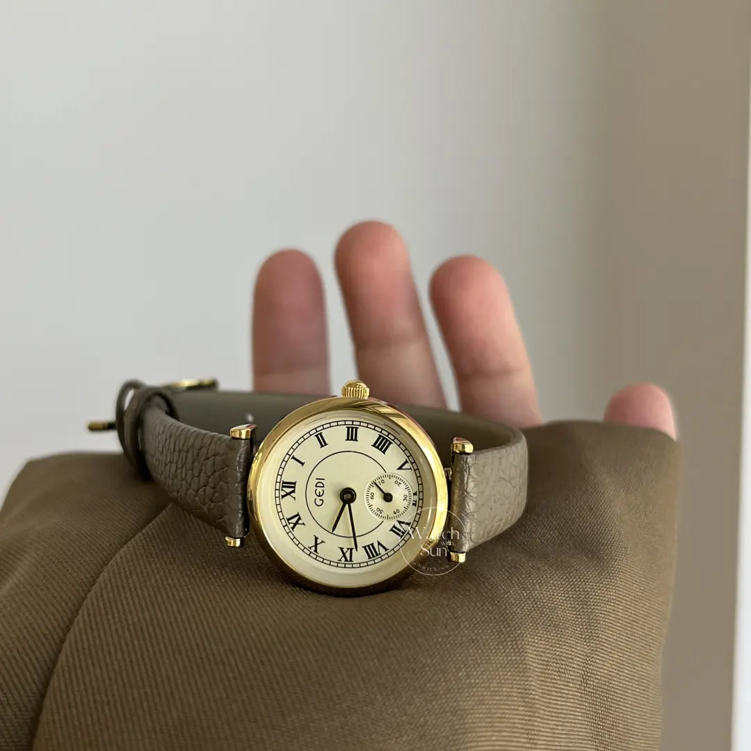 Classic Brown Roman Numerals Round Genuine Leather Watch