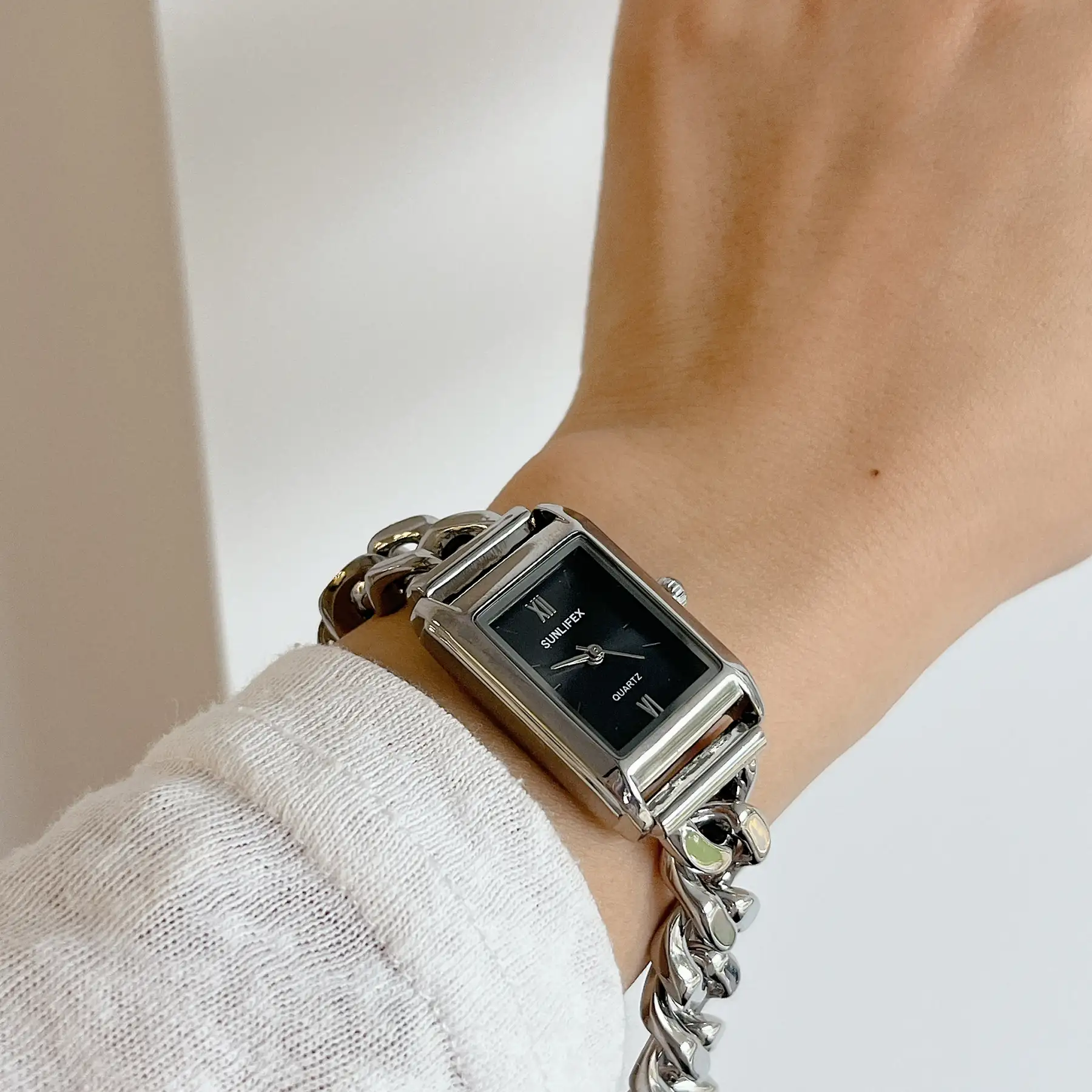 Minimalist Silver-Blue/Pink/White/Black Square Wristwatch