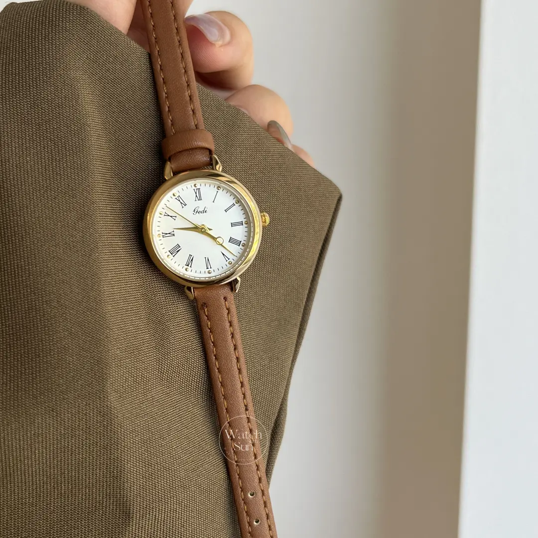 Classic Black/Brown Round Genuine Leather Wristwatch