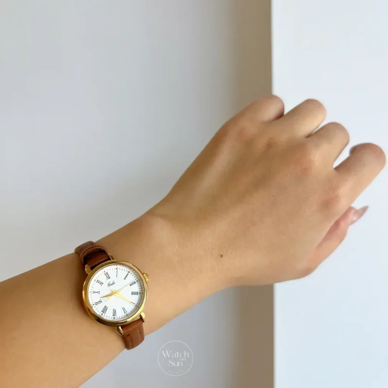 Classic Black/Brown Round Genuine Leather Wristwatch